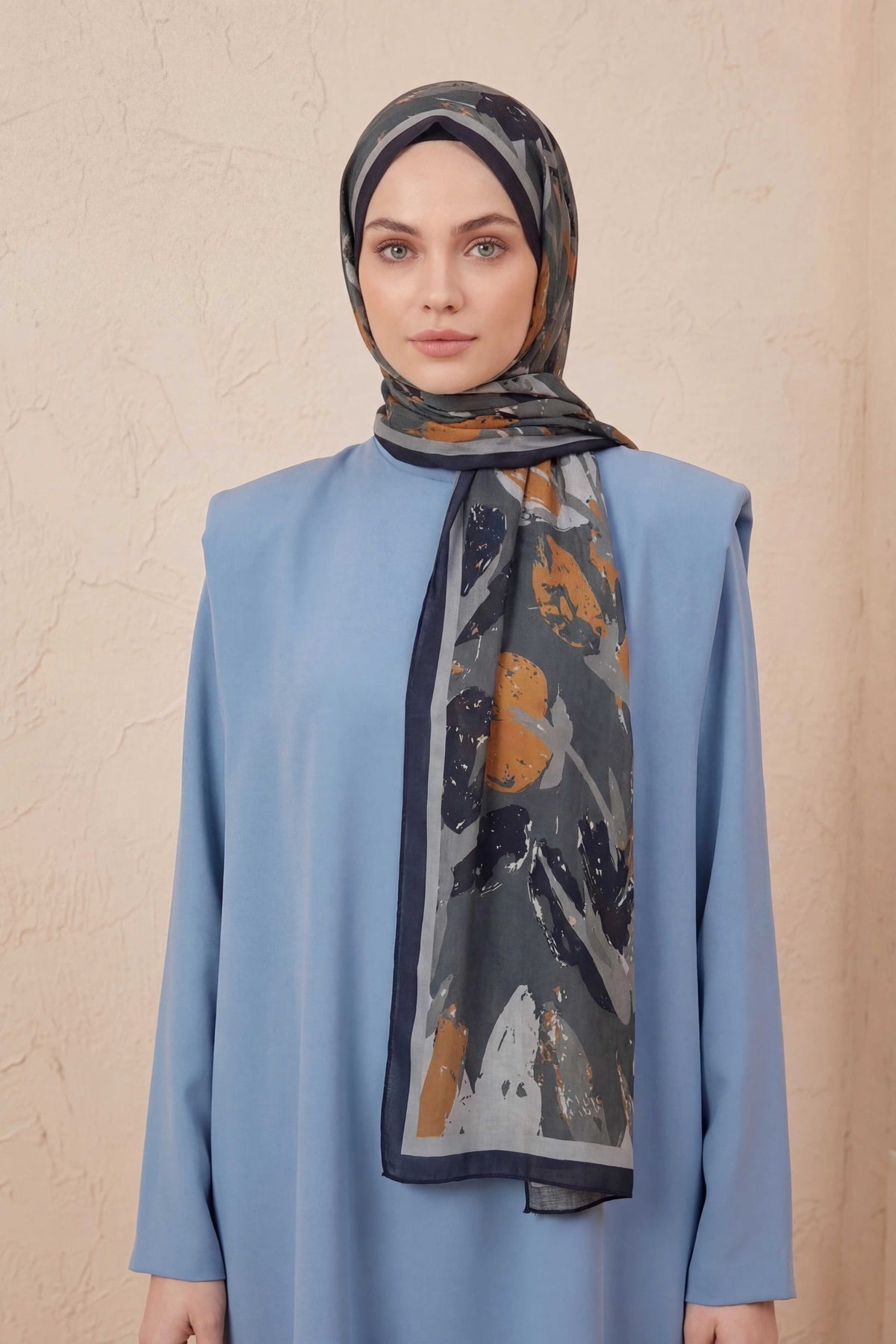 Mia floş gri turuncu şal