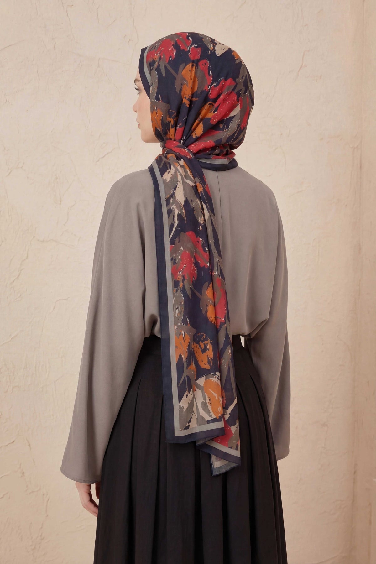 Mia floş füme kırmızı şal