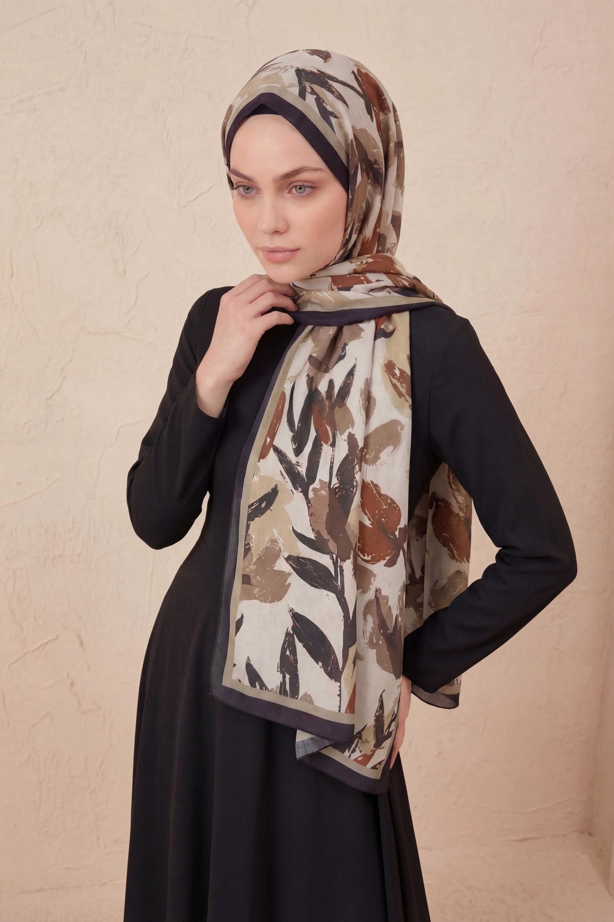 Mia floş krem kahve şal