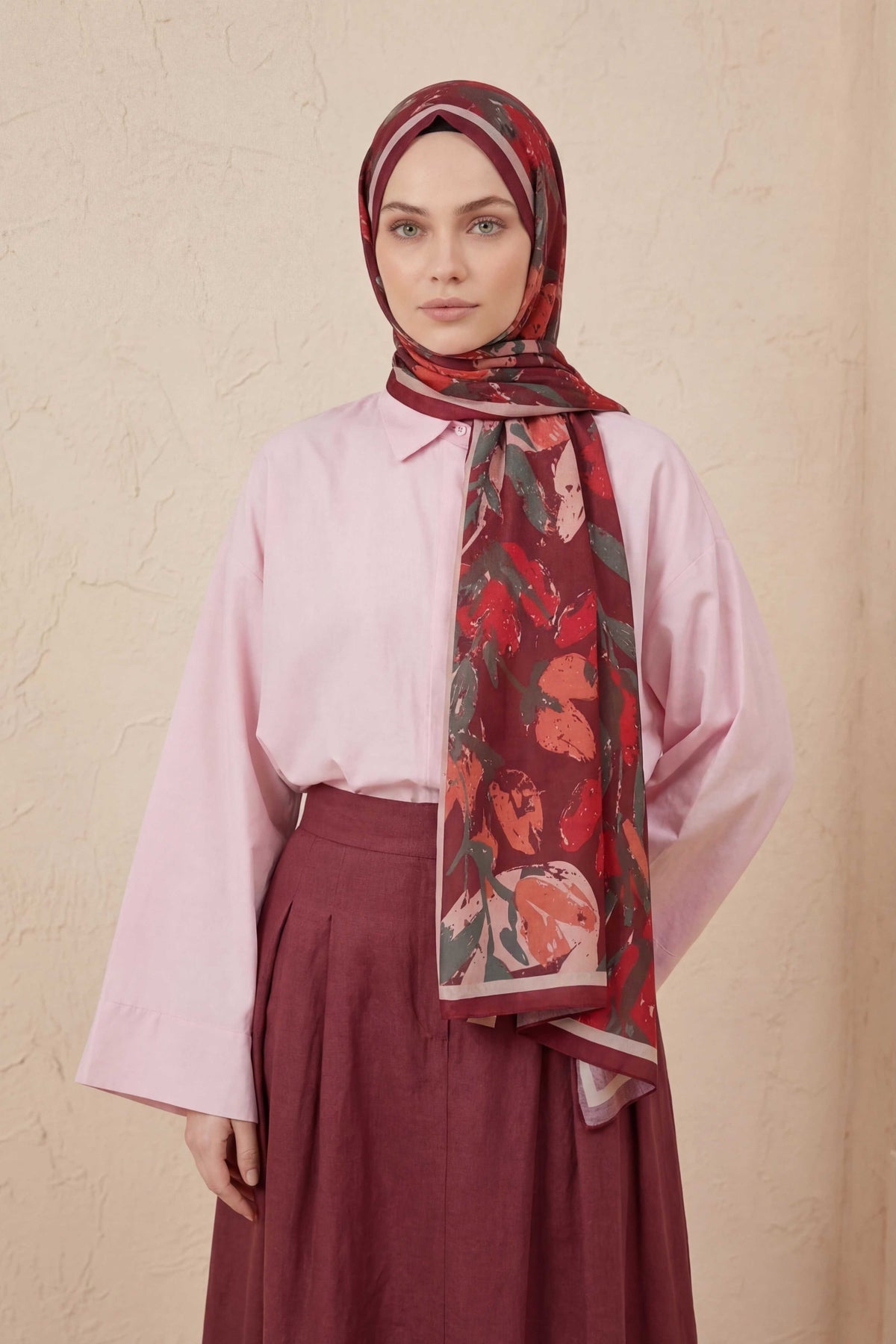 Mia floş vişne kırmızı şal