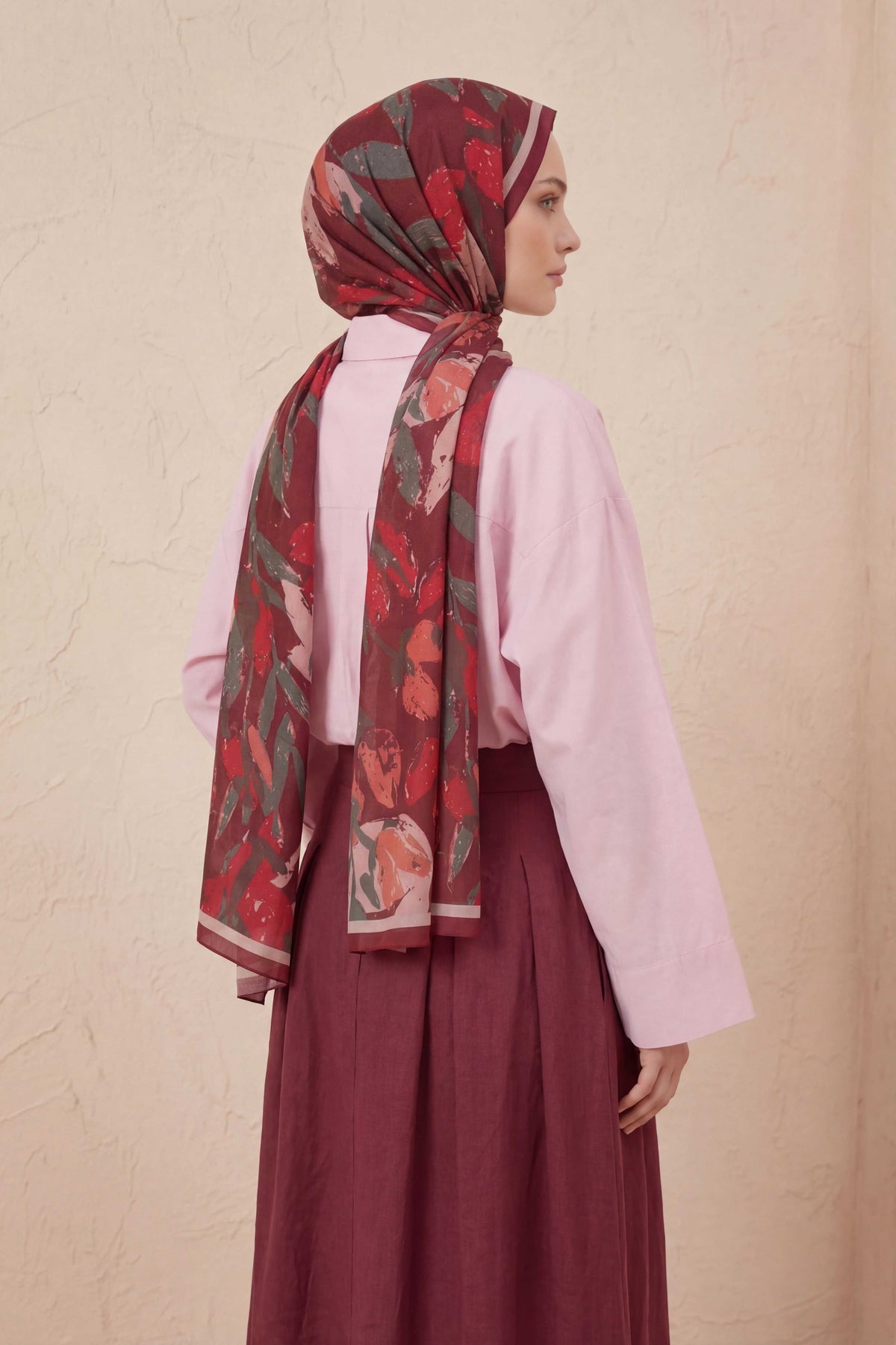 Mia floş vişne kırmızı şal