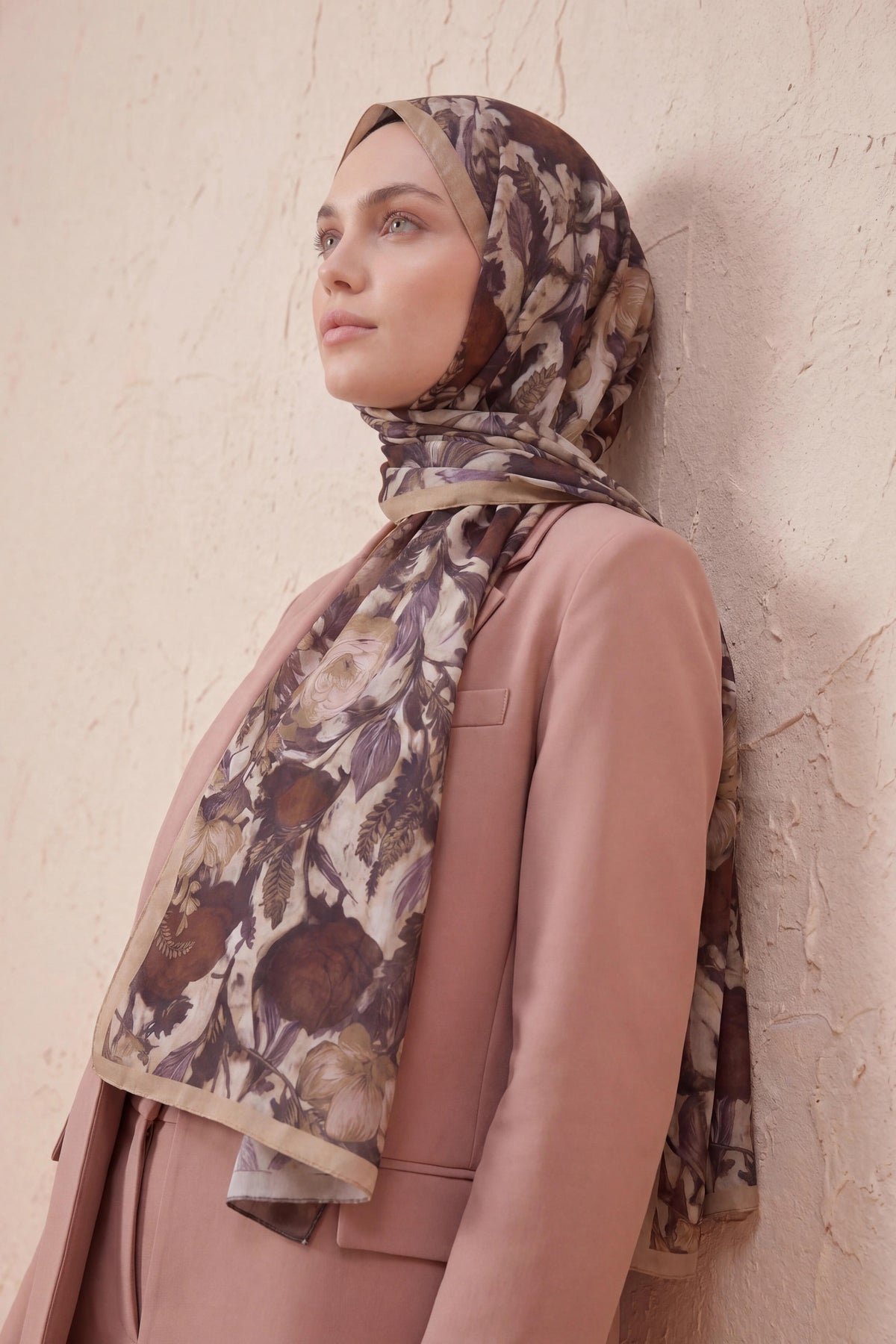 Barbiee lotus hazel bloom şal