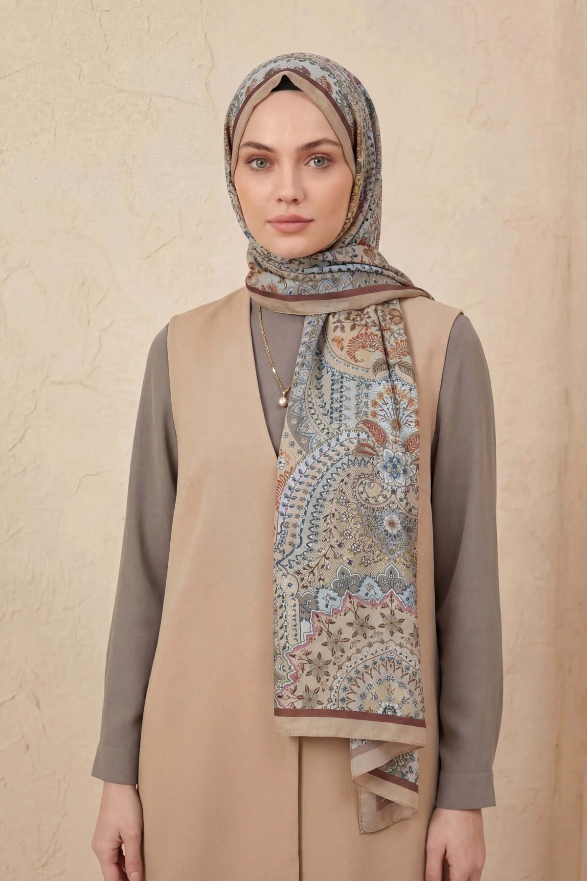 Barbiee etnik vizon bej kahverengi şal