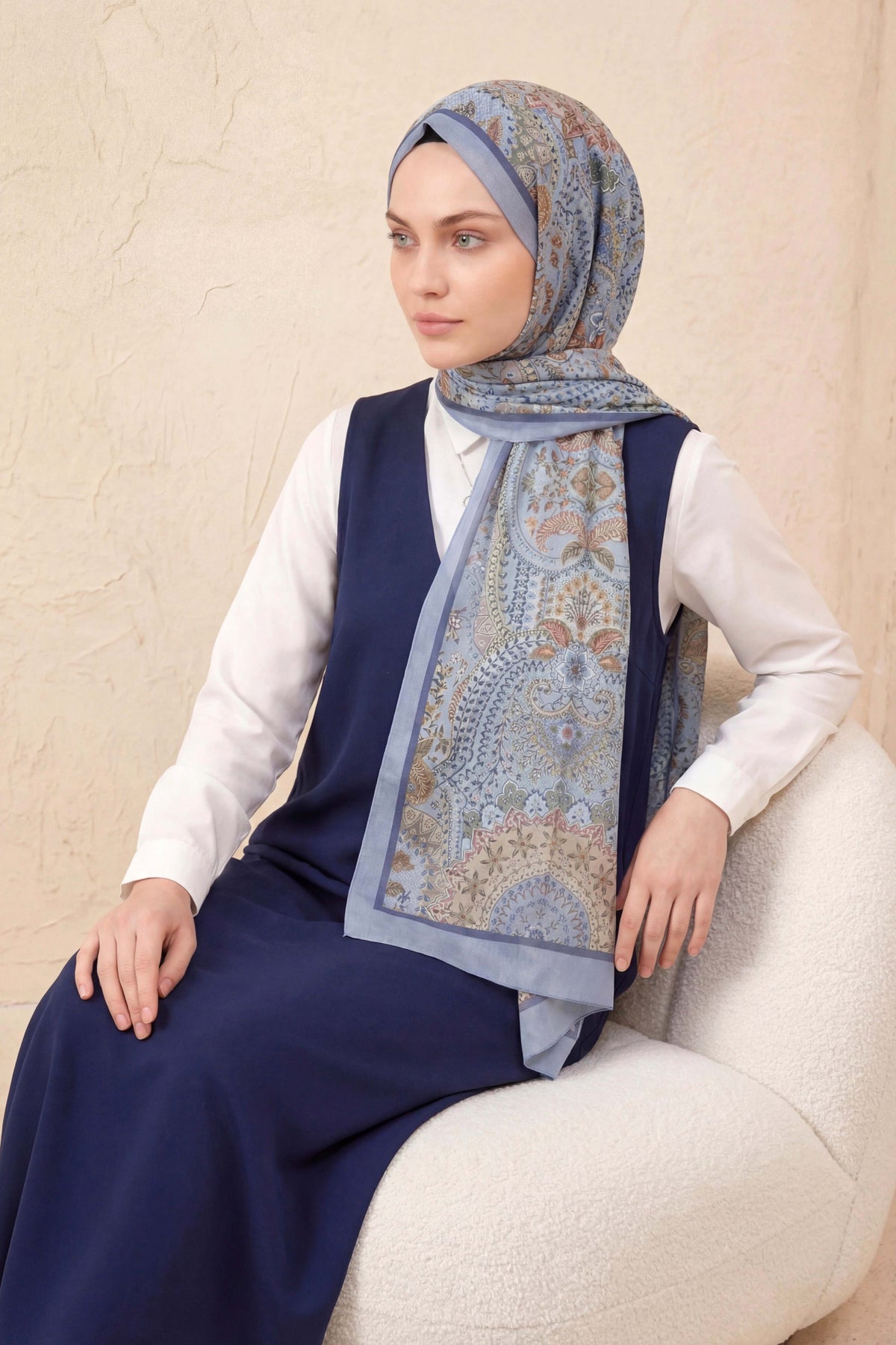 Barbiee etnik kot mavi bej şal