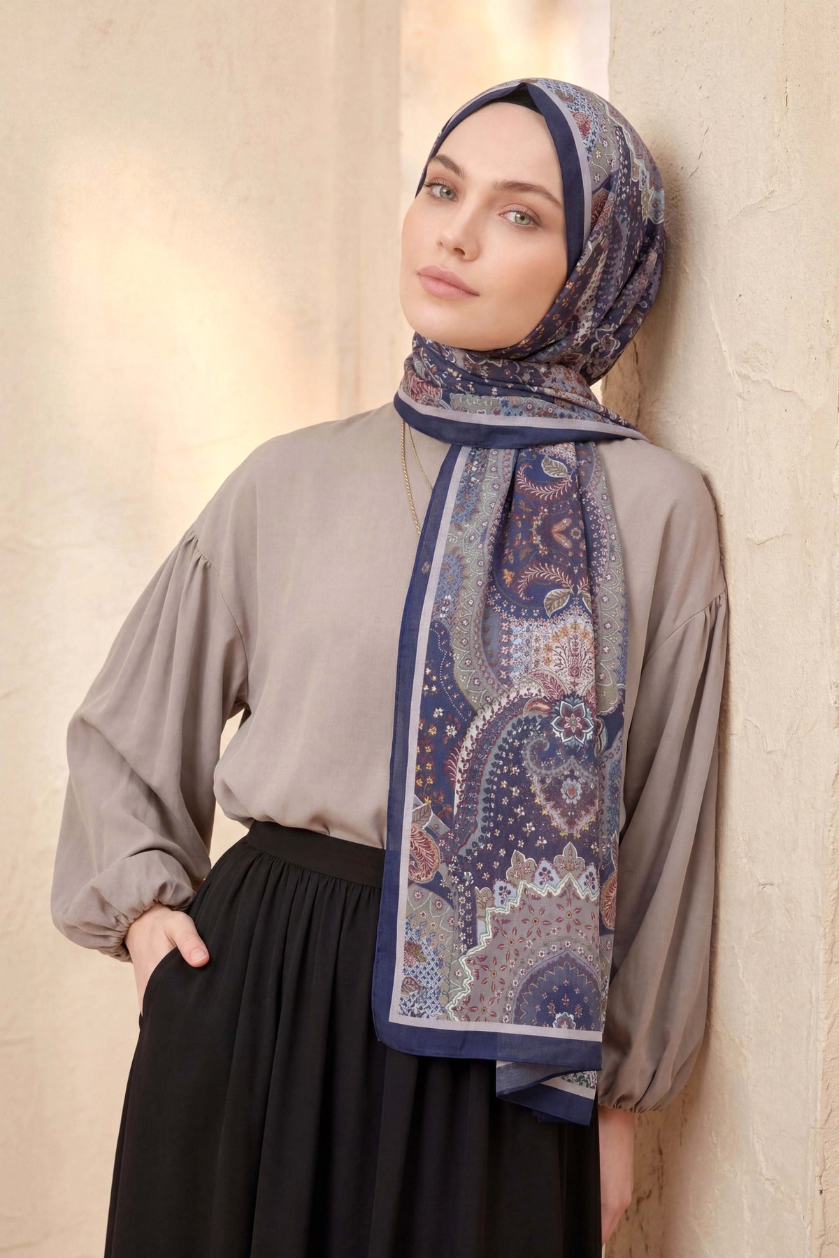 Barbiee etnik lacivert lila şal