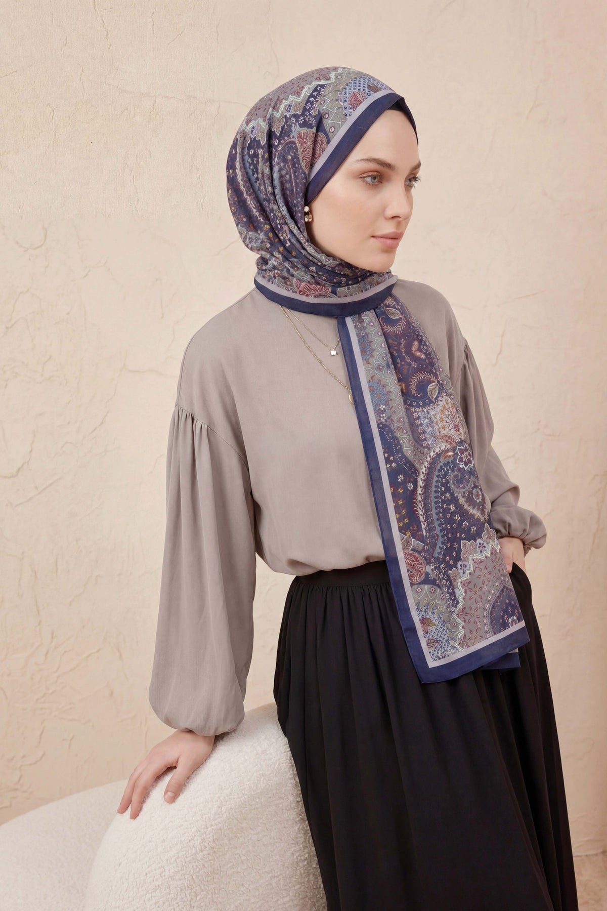 Barbiee etnik lacivert lila şal