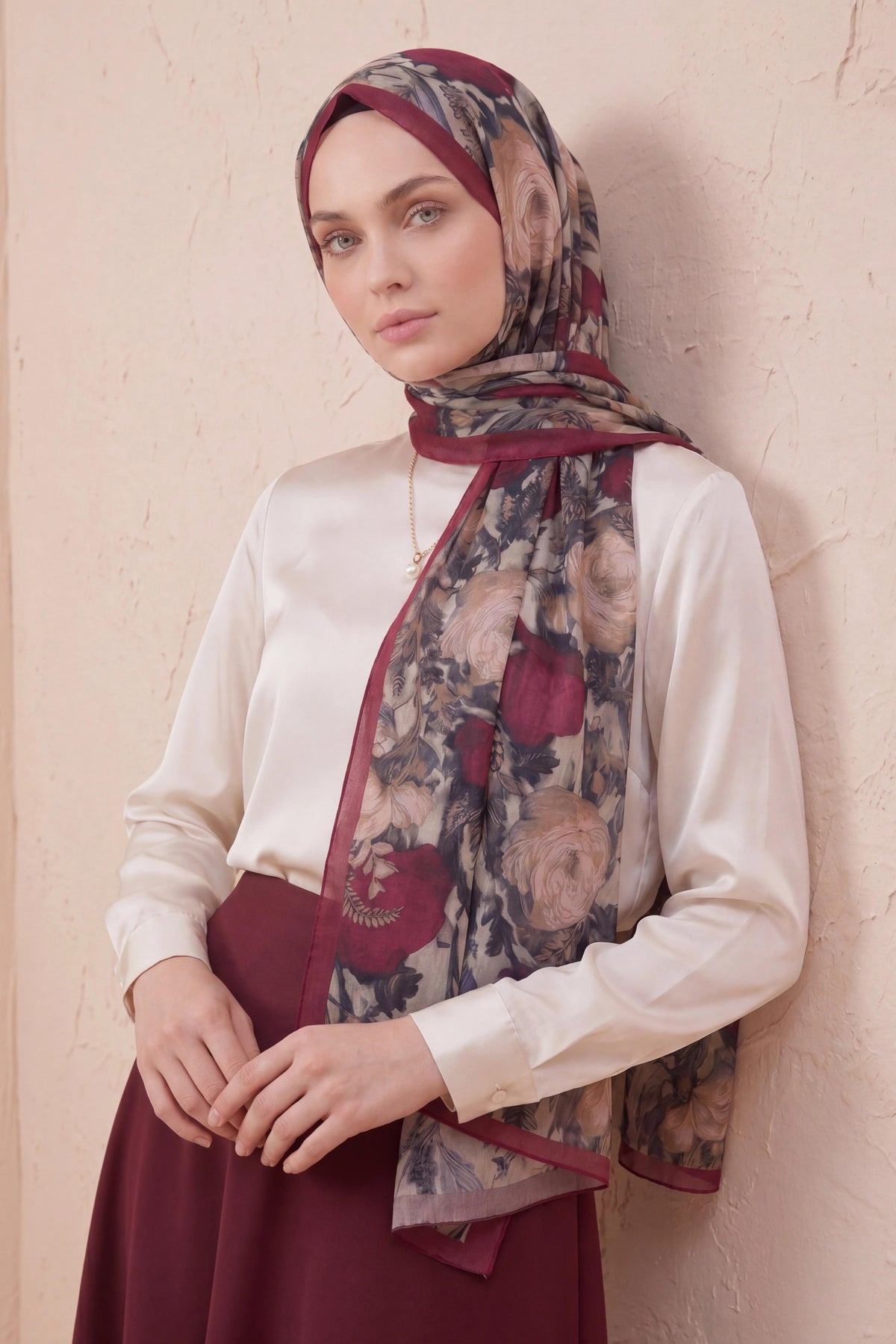 Barbiee lotus claret bloom şal