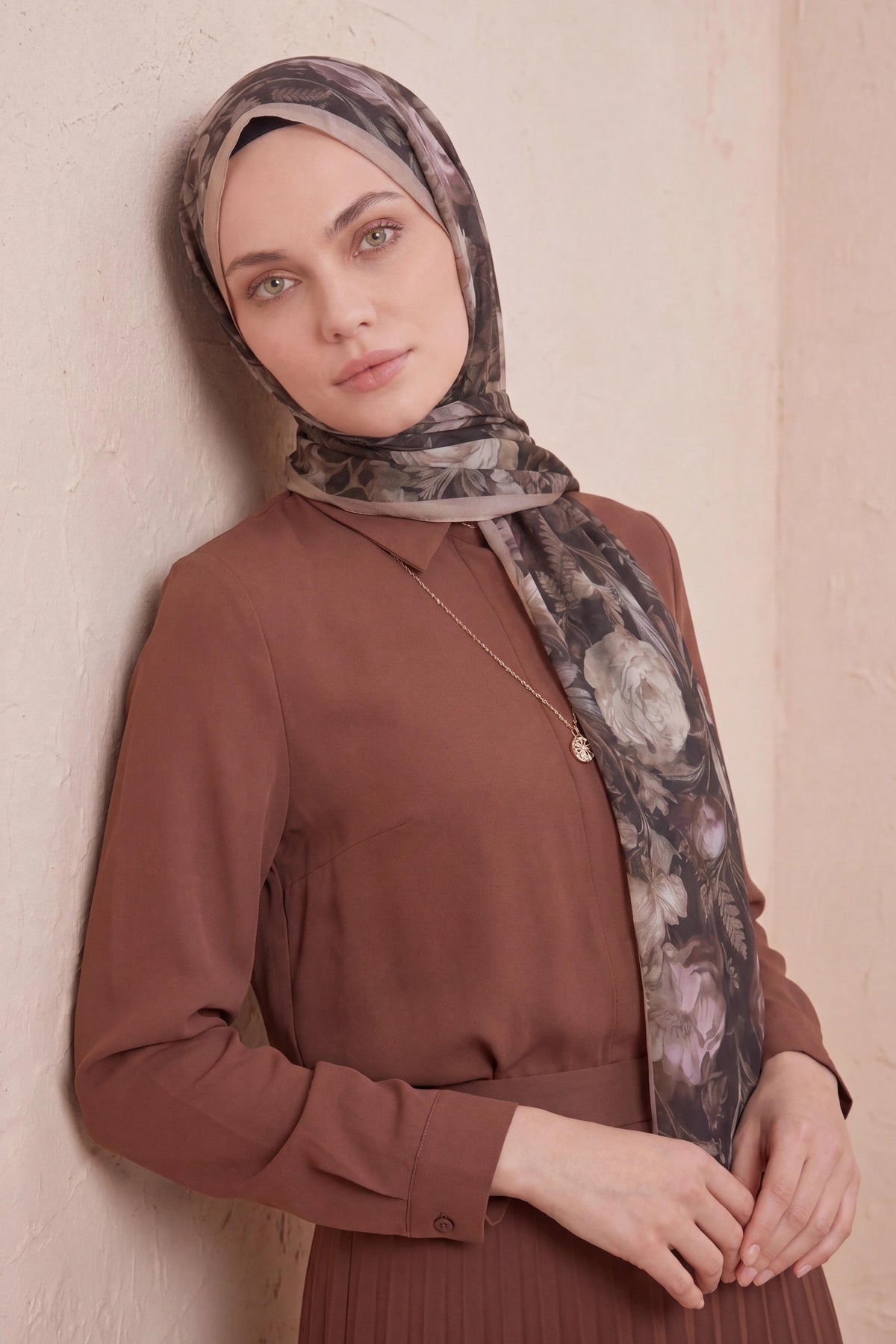 Barbiee lotus misty bloom şal