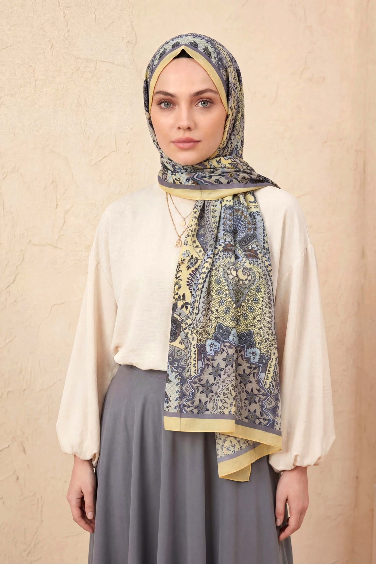 Barbiee etnik sarı gri şal