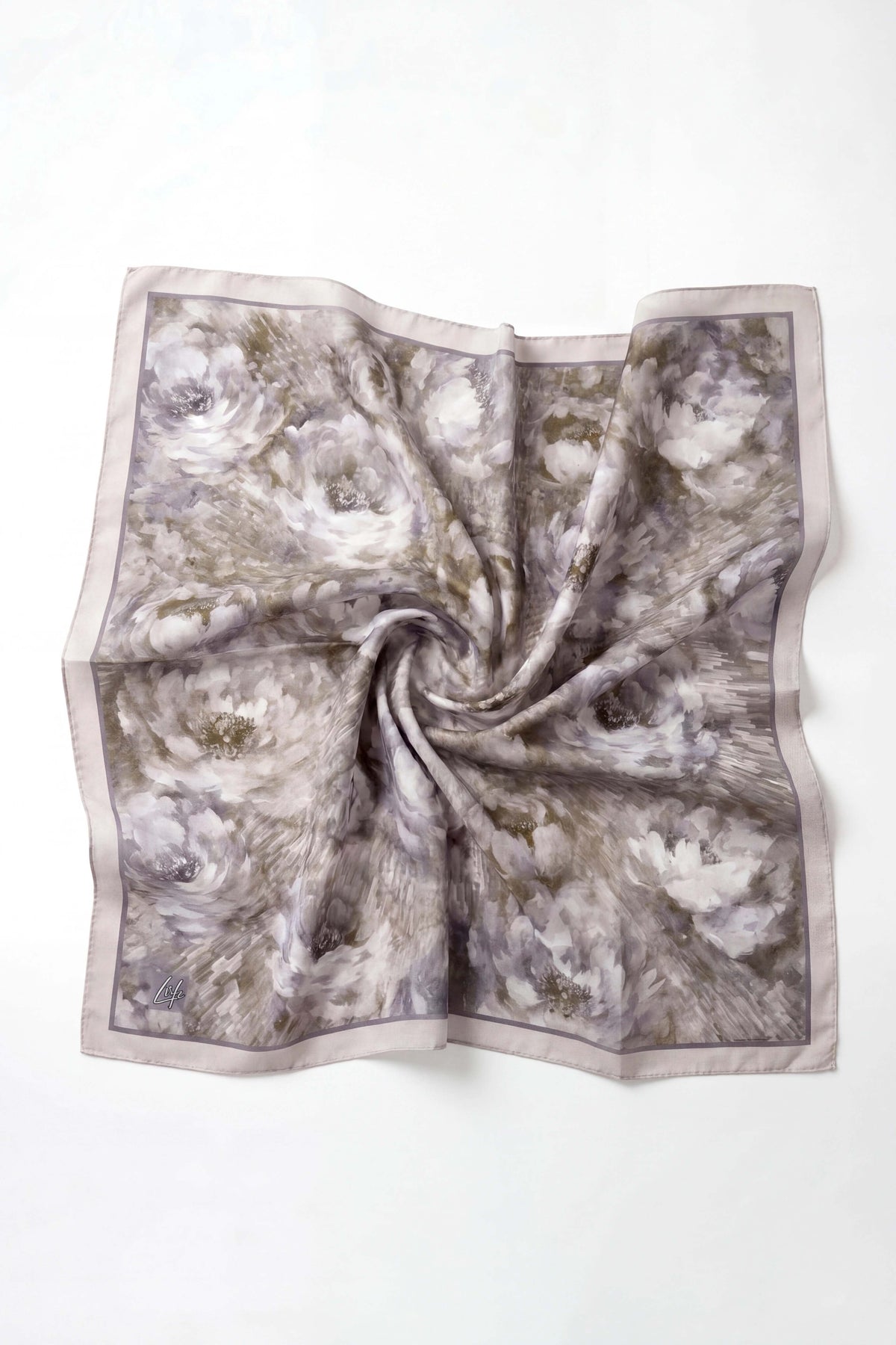 Barbiee batik gül i̇nci bahçesi eşarp