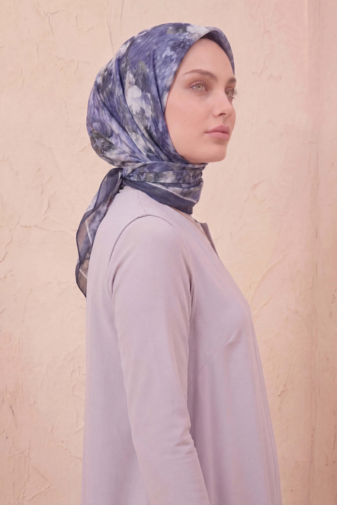 Barbiee Batik Gül Okyanus Derinliği Eşarp