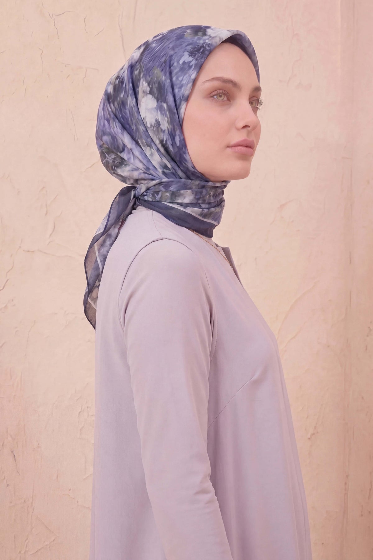 Barbiee batik gül okyanus derinliği eşarp