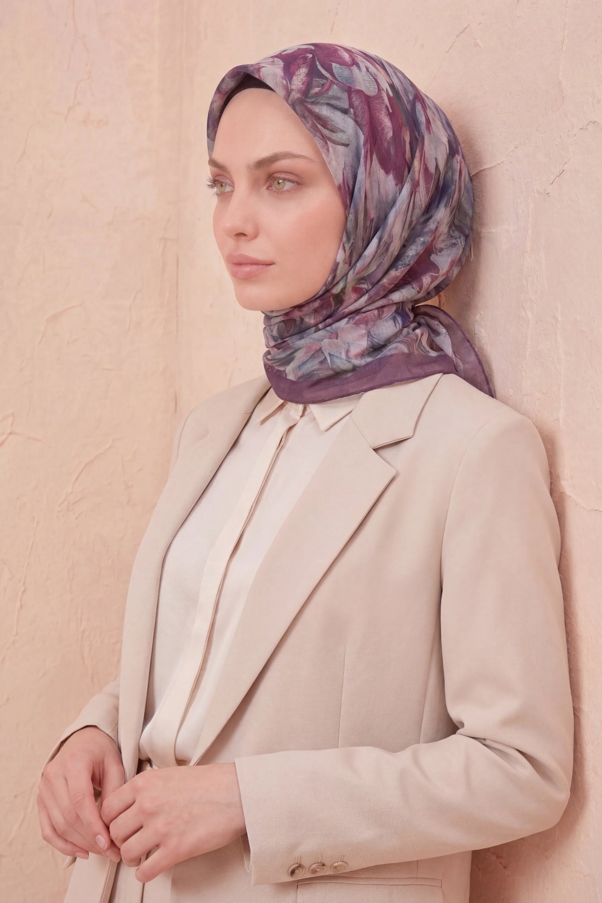 Barbiee aura mürdüm buketi eşarp