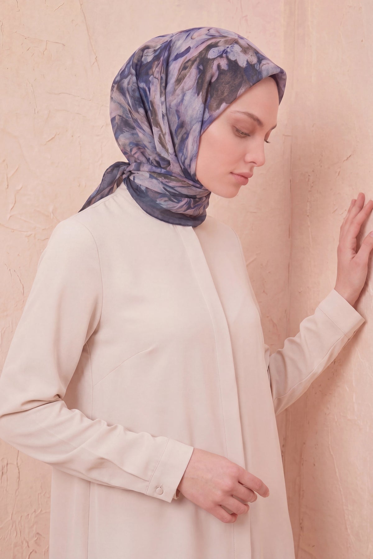 Barbiee aura safir işıltısı eşarp