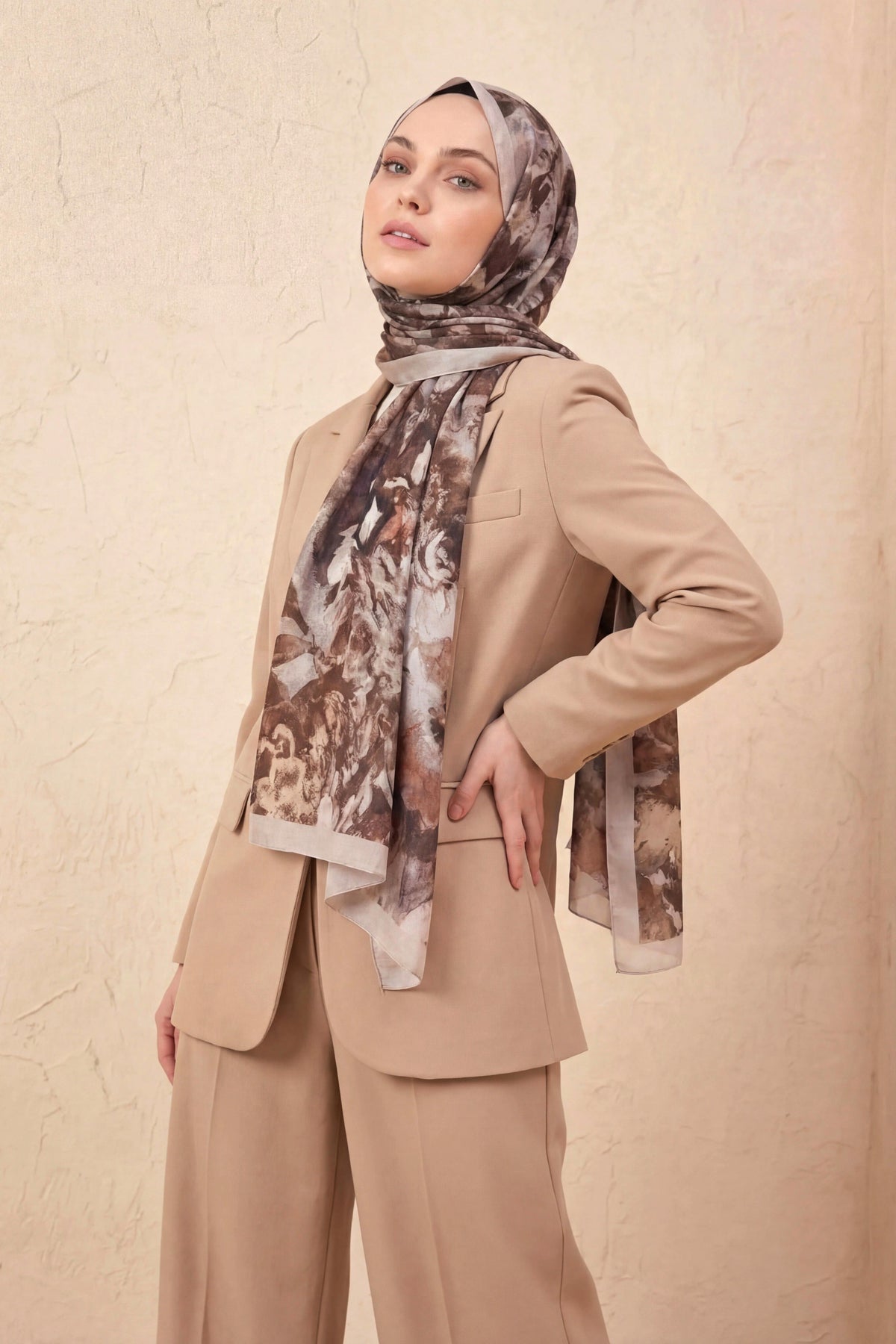 Barbiee vintage krem kahve şal