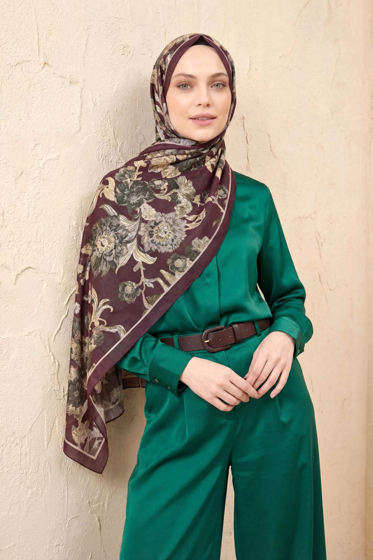 Barbiee flora mürdüm haki şal