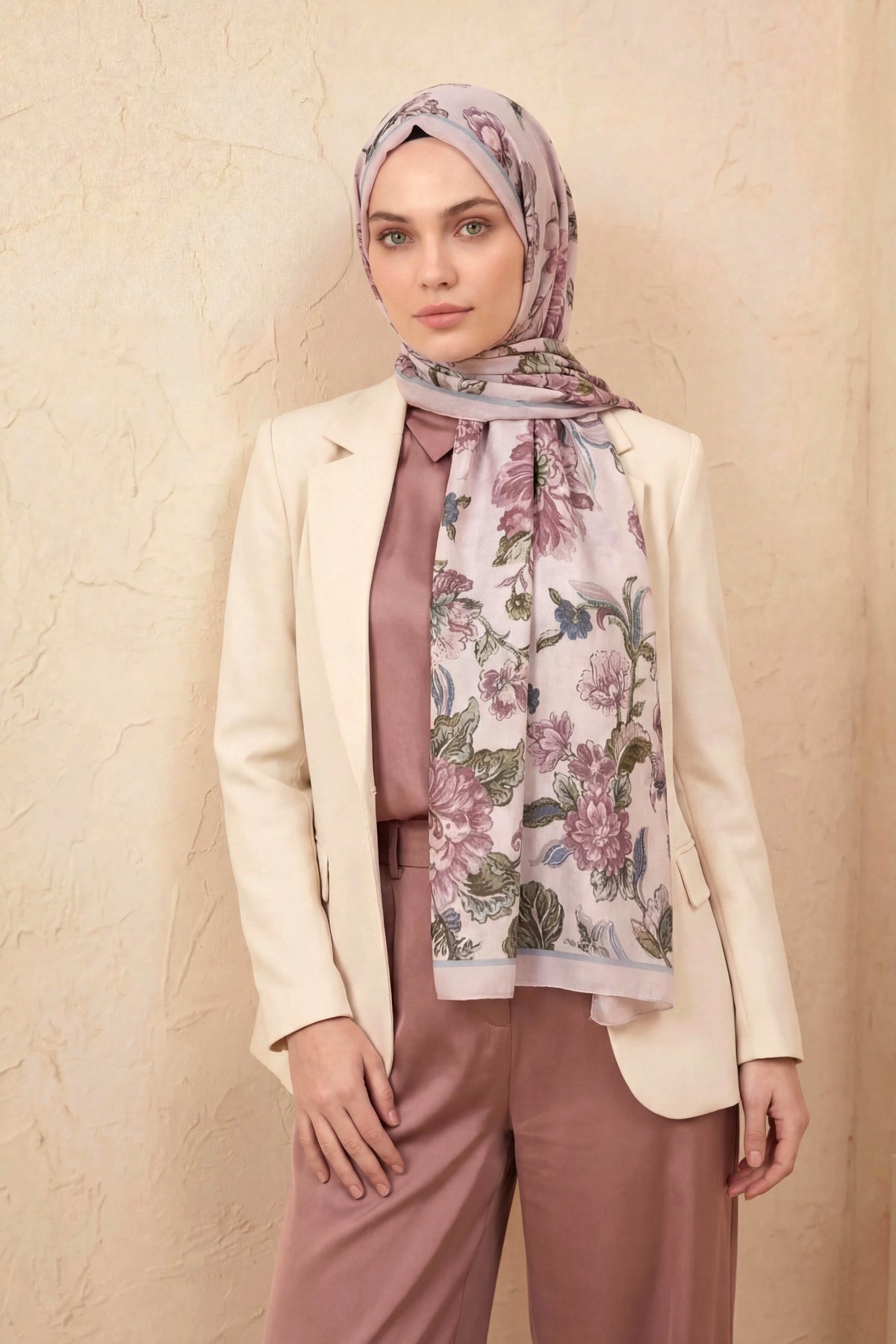 Barbiee flora açık lila şal