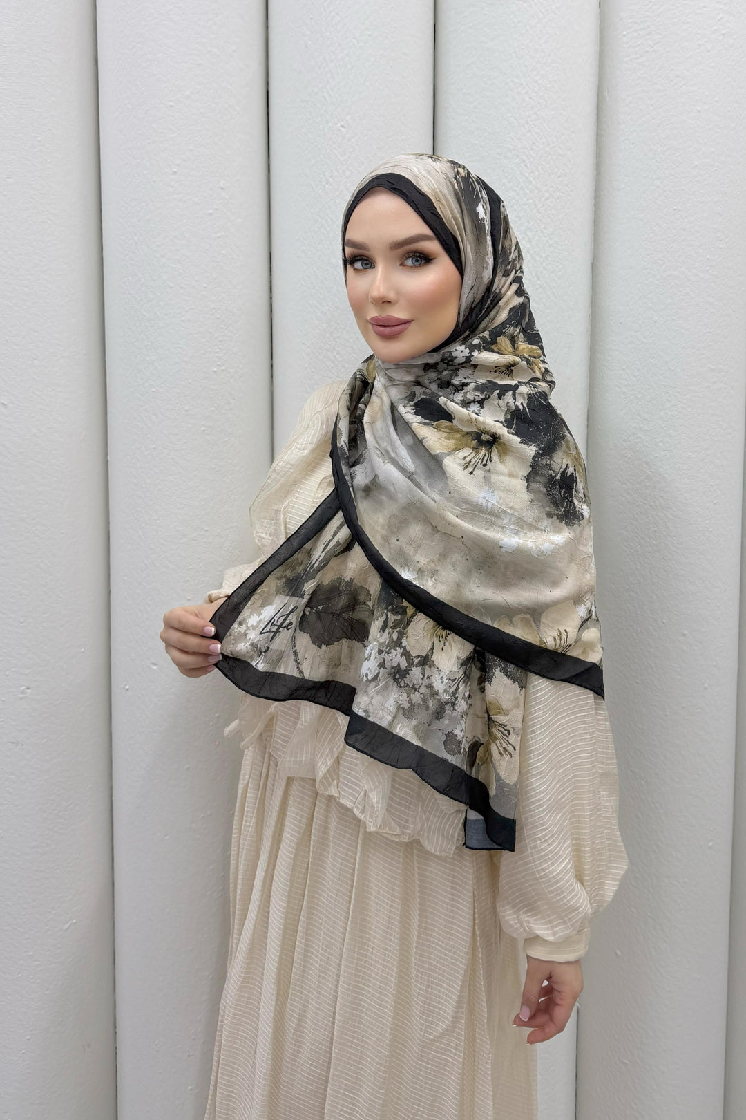 Bambu Kraş Siyah Krem Serisi Lily Şal